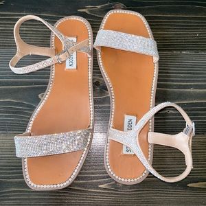 Great condition Steve Madden sandals